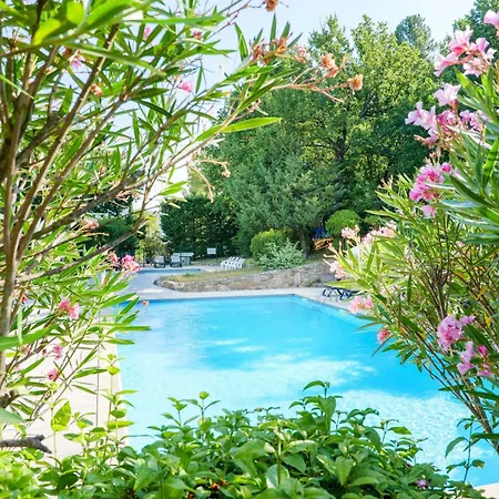 Confort 4 Piscine Partagee Σαλέ *